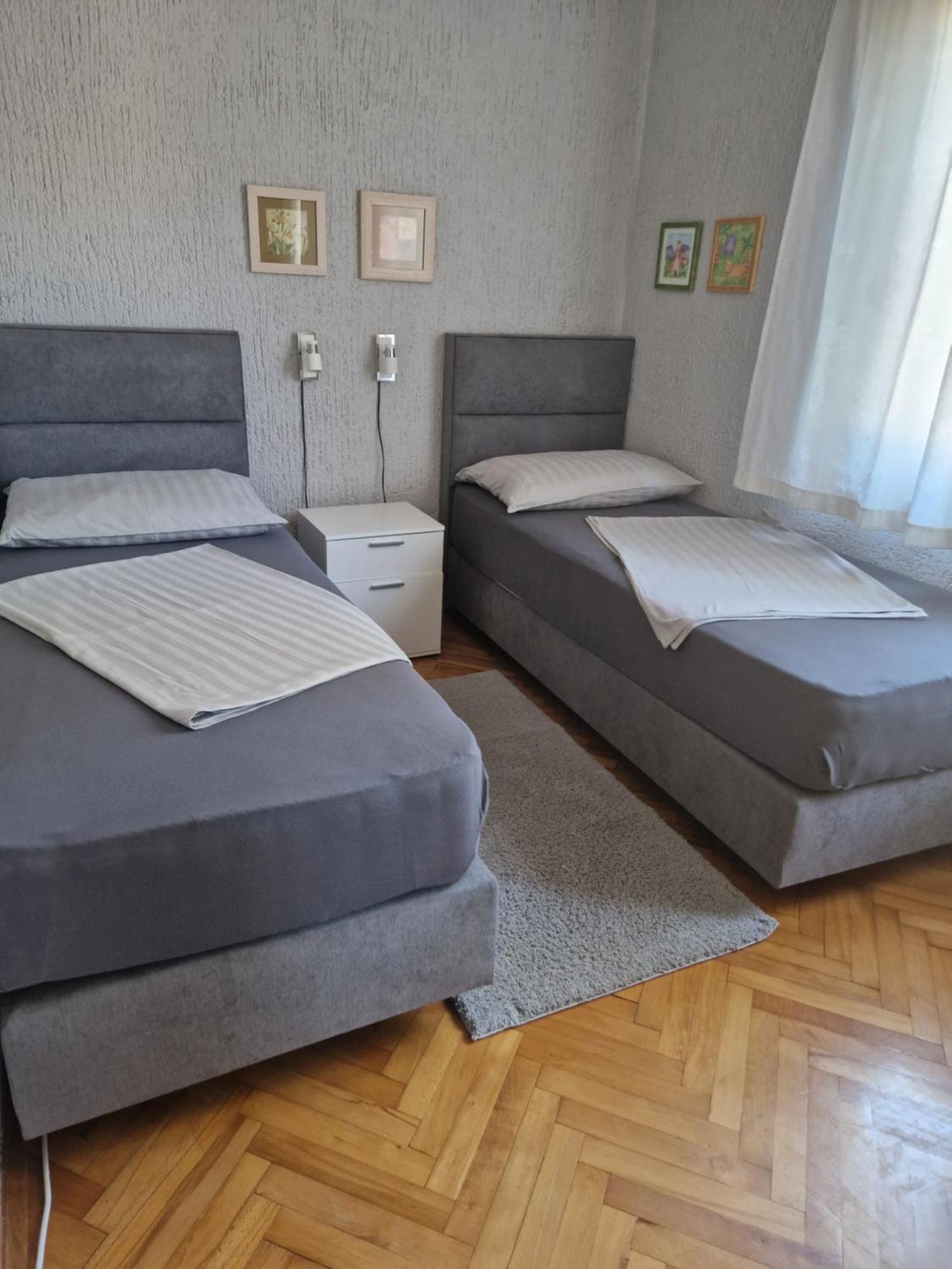 Dr. Igda Apartments Porec Exterior photo