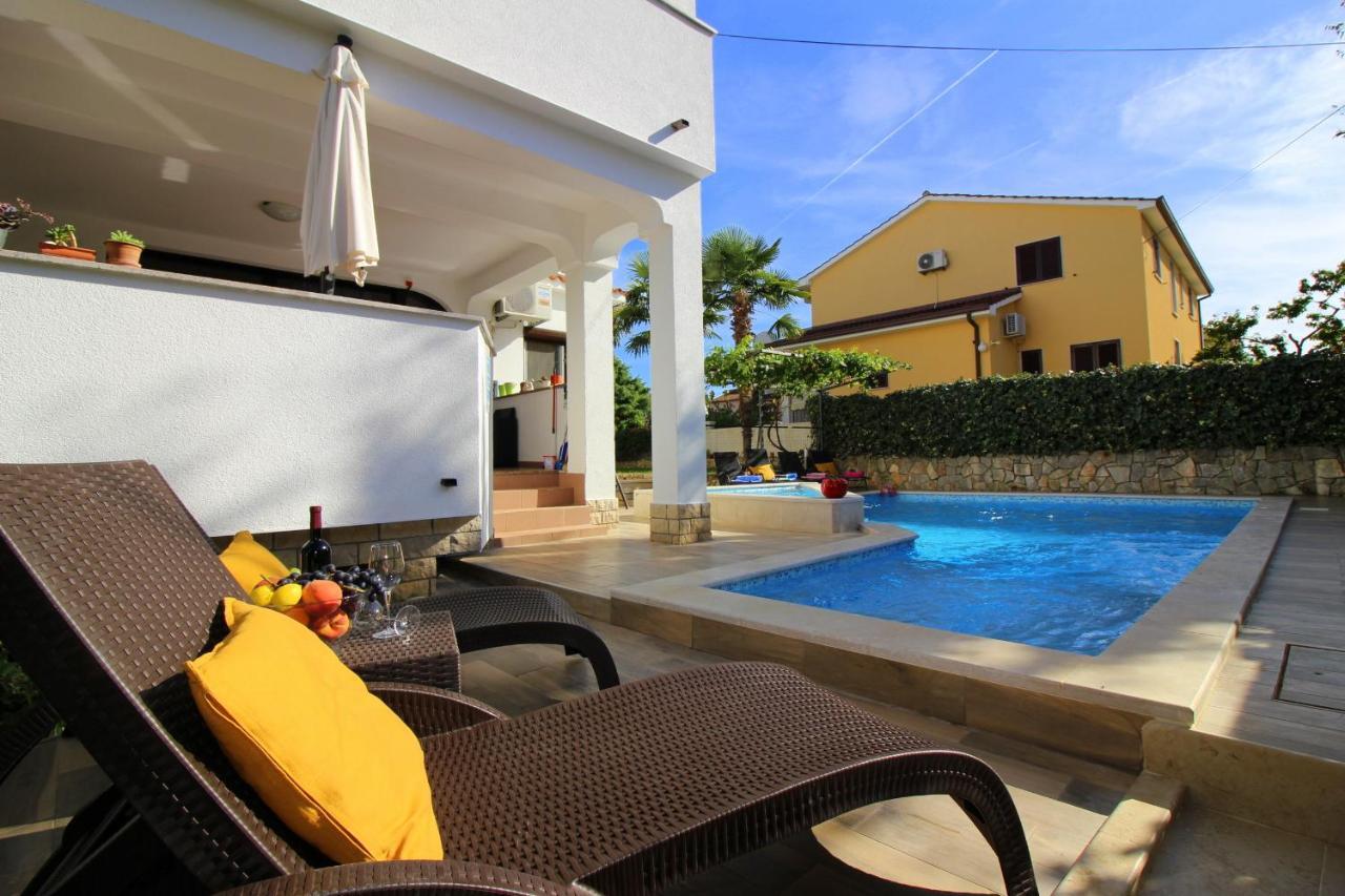 Dr. Igda Apartments Porec Exterior photo