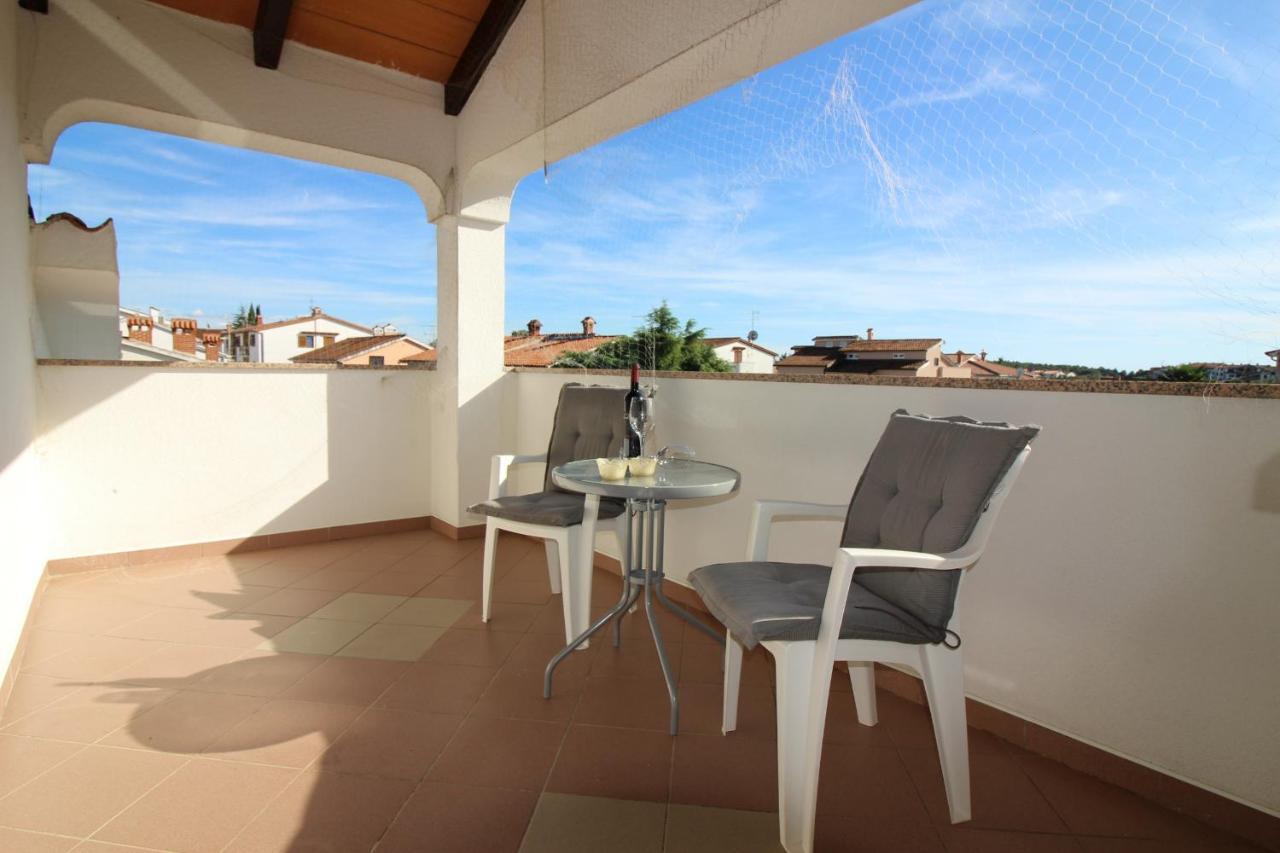 Dr. Igda Apartments Porec Exterior photo