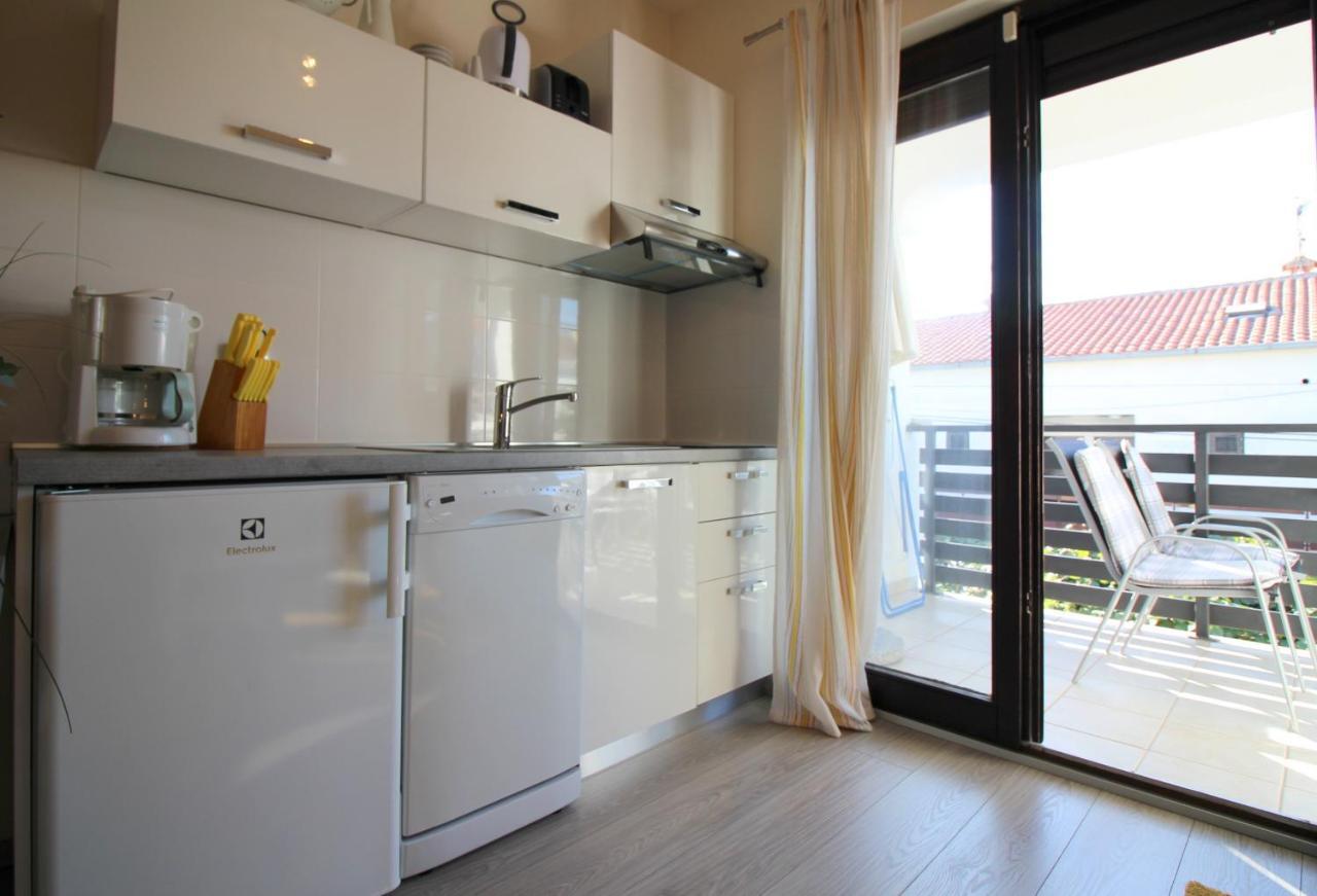 Dr. Igda Apartments Porec Exterior photo