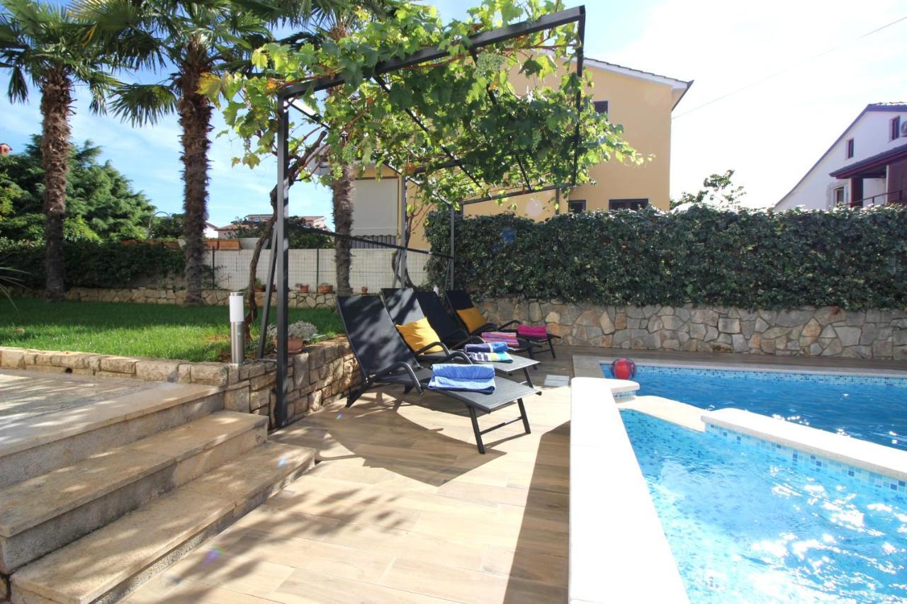 Dr. Igda Apartments Porec Exterior photo